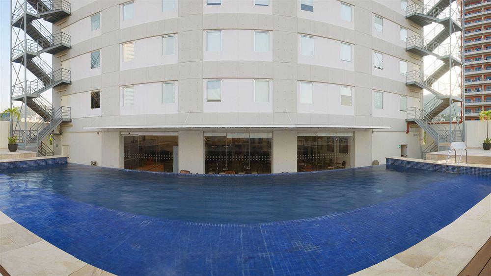 One Acapulco Costera Hotel Екстериор снимка